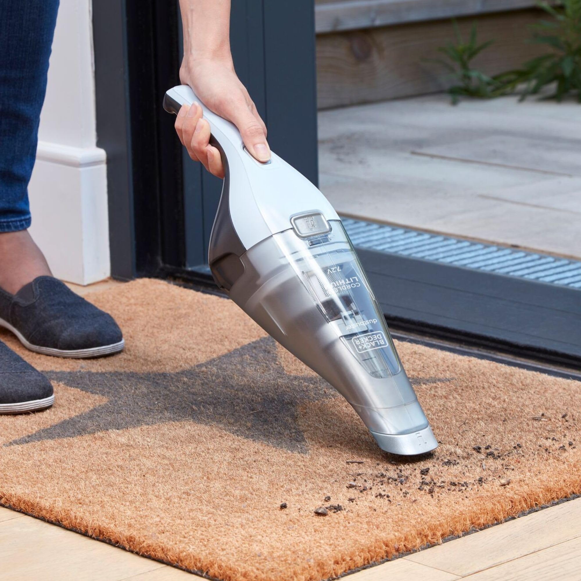BLACK+DECKER dustbuster 3.6V Aspirapolvere Portatile Senza Fili, NVC115JL-QW