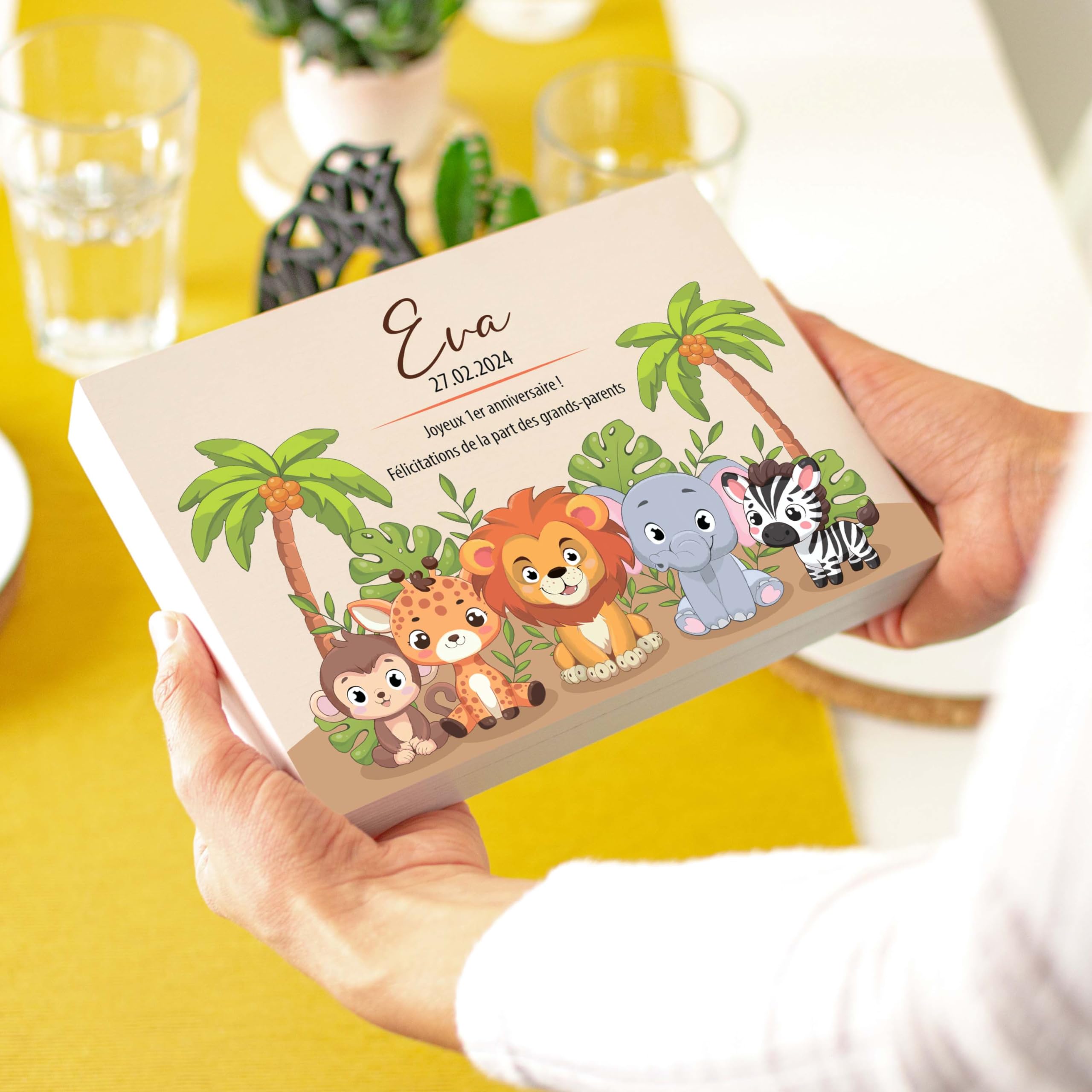 LAUBLUST Couverts pour Enfants gravés - Coutellerie dans boîte en Bois imprimé, Naturelle - Couverts avec prénom | Cadeau de baptême pour Enfants | Couverts de Table en INOX (Safari)