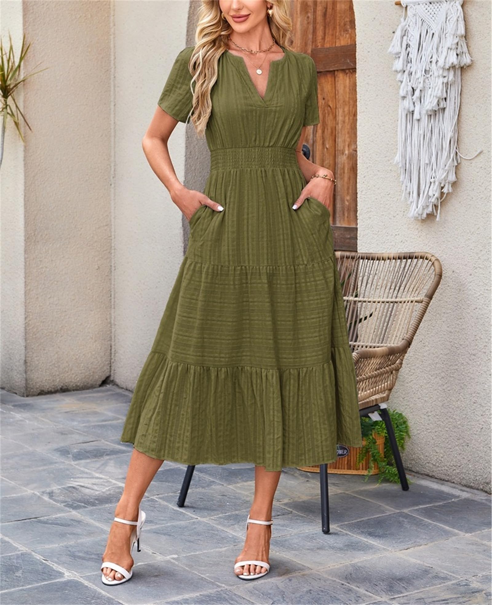 Vestido Largo Maxi de Verano para Mujer 2026 con Cuello en V, Manga Corta, Fruncido, Volantes escalonados y caída fluida. Ideal para Fiestas en la Playa.