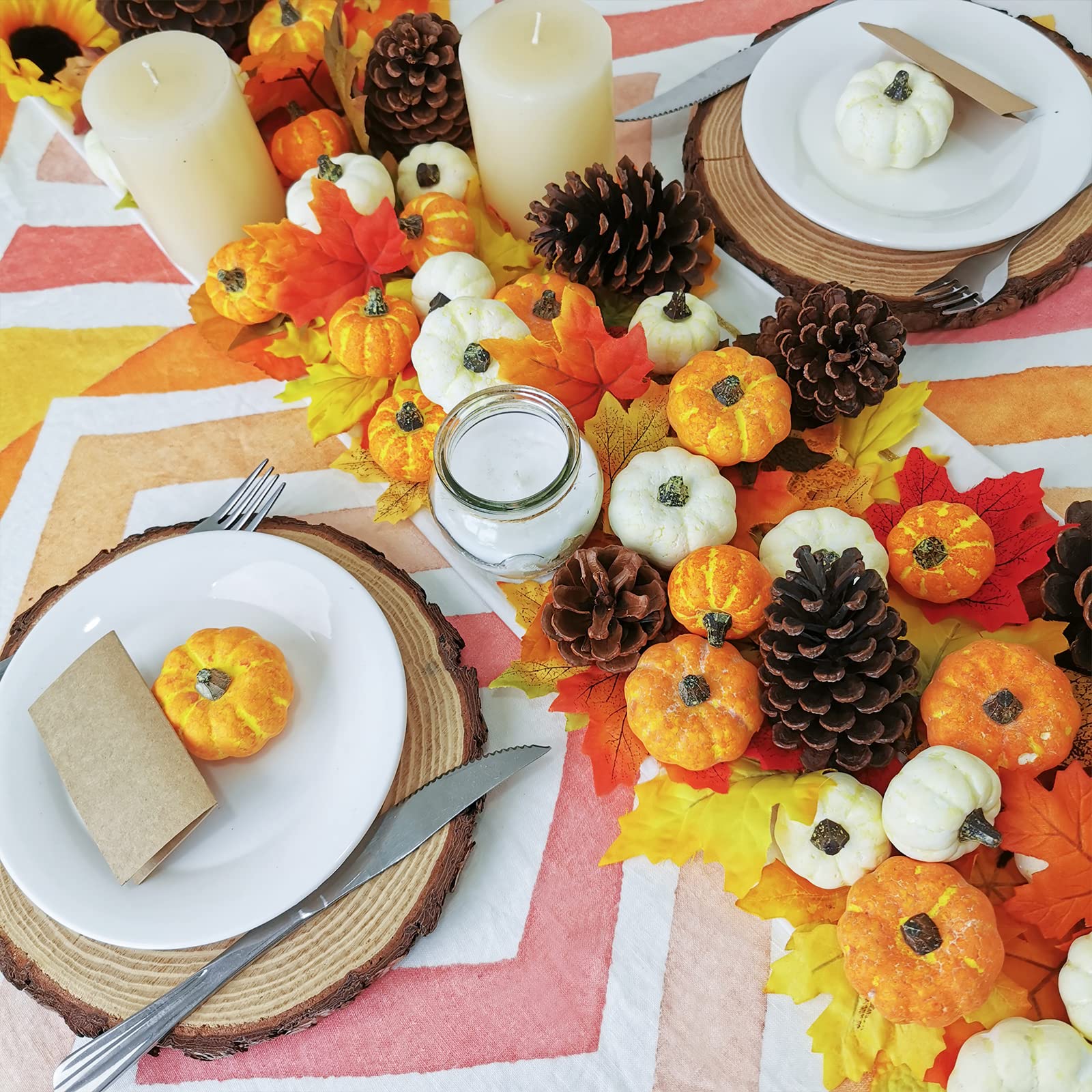 GLAITC Citrouilles Artificielles,22pièces Mini Assorties Blanches Orange Récolte D'automne Fausses Pour Halloween Thanksgiving Décorations De Table Fête Mariage, Multicolore