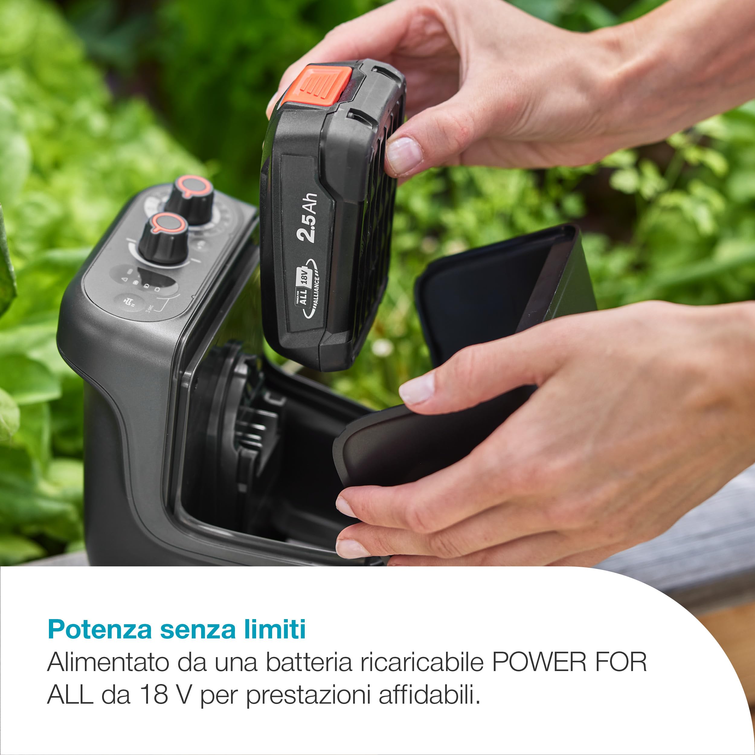 Gardena Pompa Per Cisterna A Batteria 2400 Comfort Automatic 18V P4A Set Pronto All’Uso: Pompa per acqua automatica, Programmazione dell'irrigazione, Timer funzione, Pressione costante (14605-20)