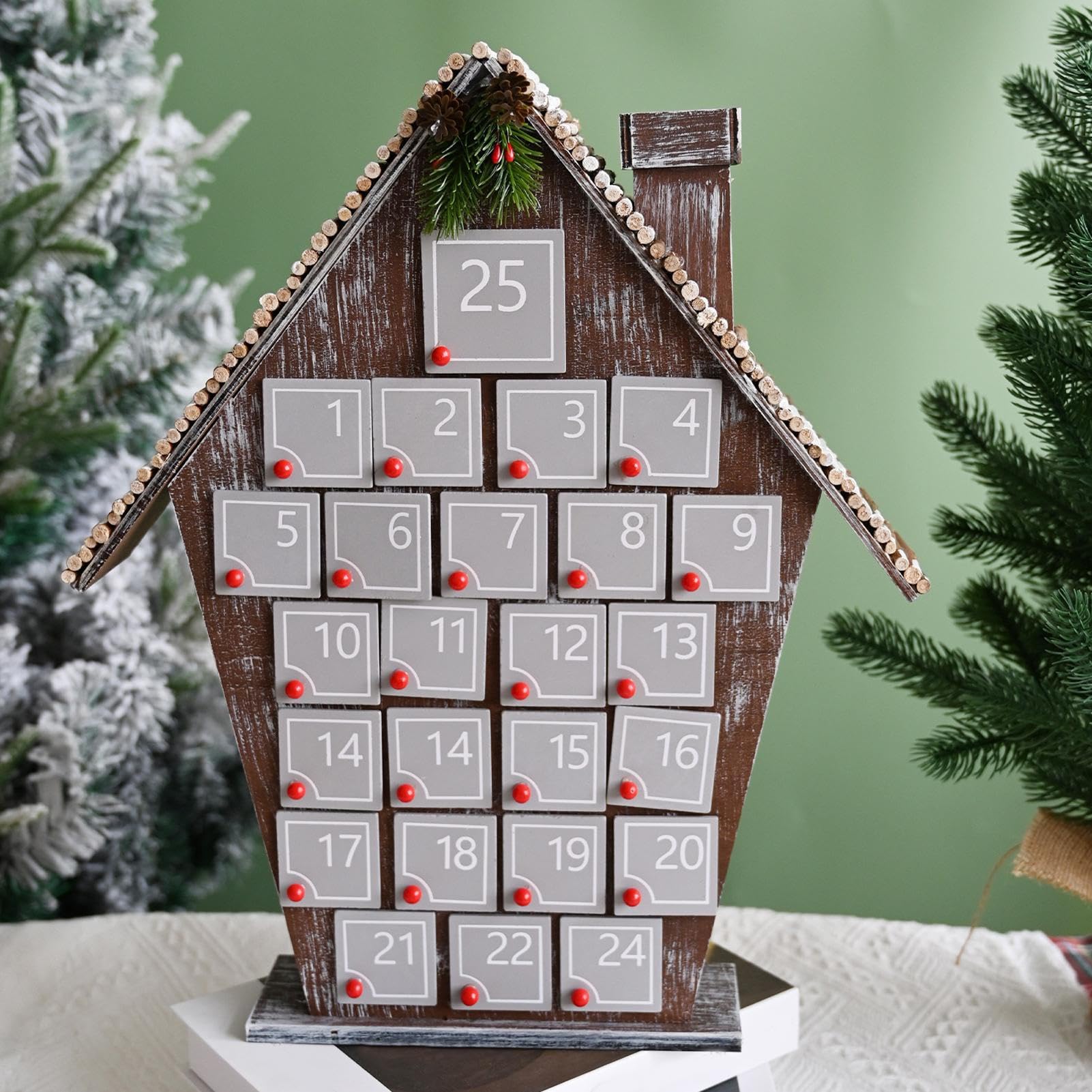 Adventskalender 'Weihnachten aus Holz - Dekohaus mit Countdown Schubladen | befüllbarer Kalender für Kinder und Erwachsene | Tischdekoration für Wohnzimmer | Ing