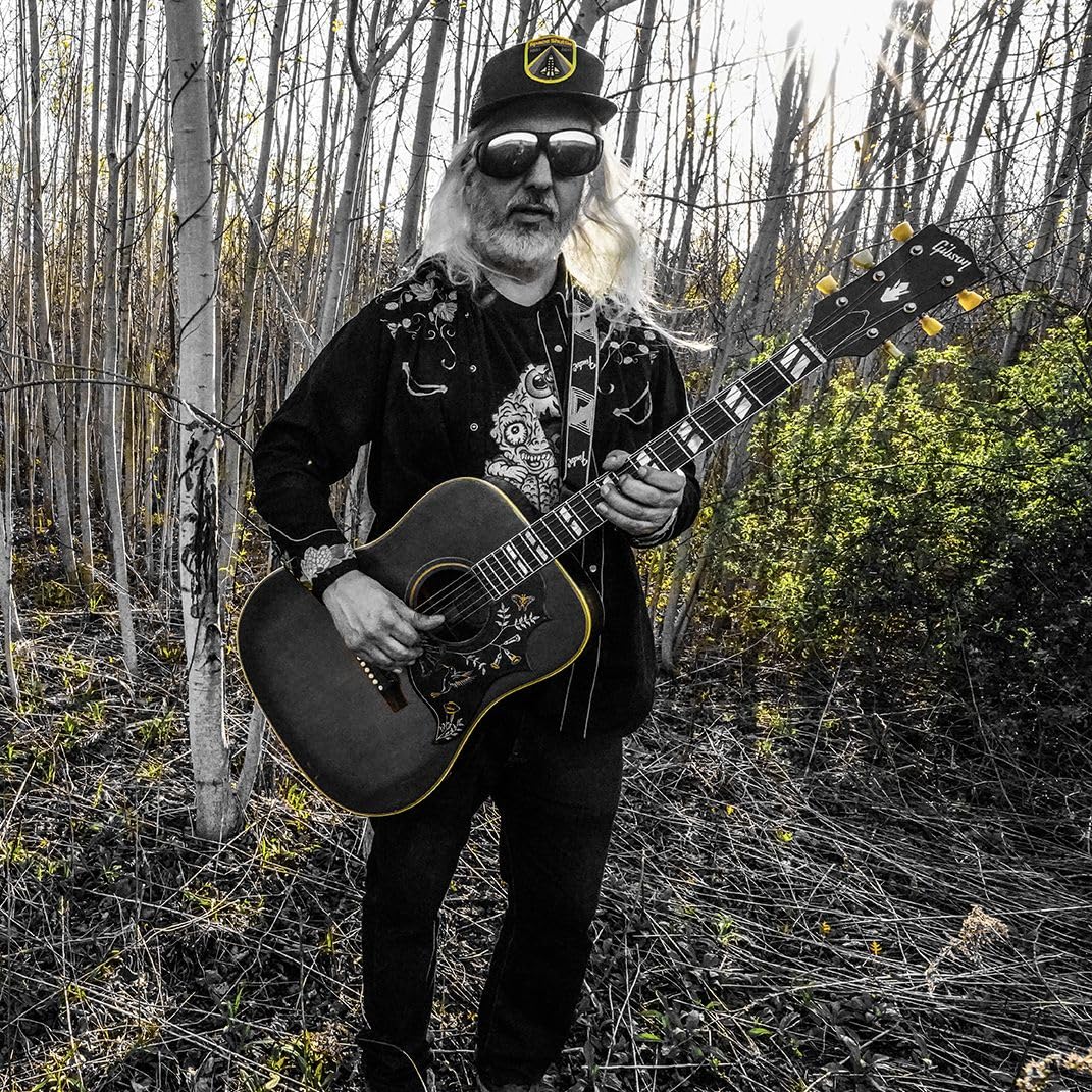 J Mascis