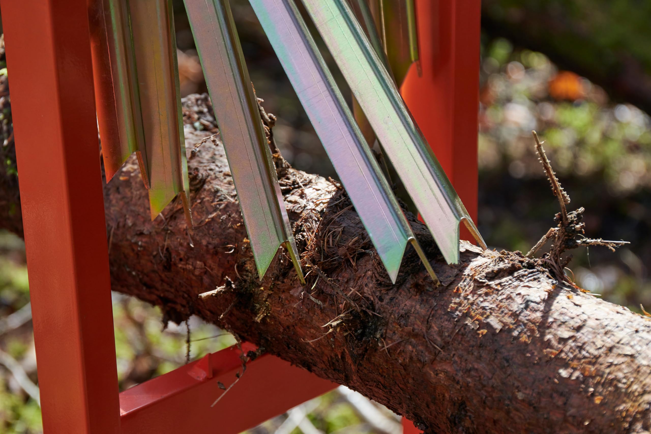 P. Lindberg Sägegestell zum Schneiden von Brennholz, Holzhalter aus Metall | Sägebock für Kettensägenarbeiten, Holzschnittstütze, Brennholzständer,Holzspaltständer,Holzhalter für Stämme bis zu 4 m Länge