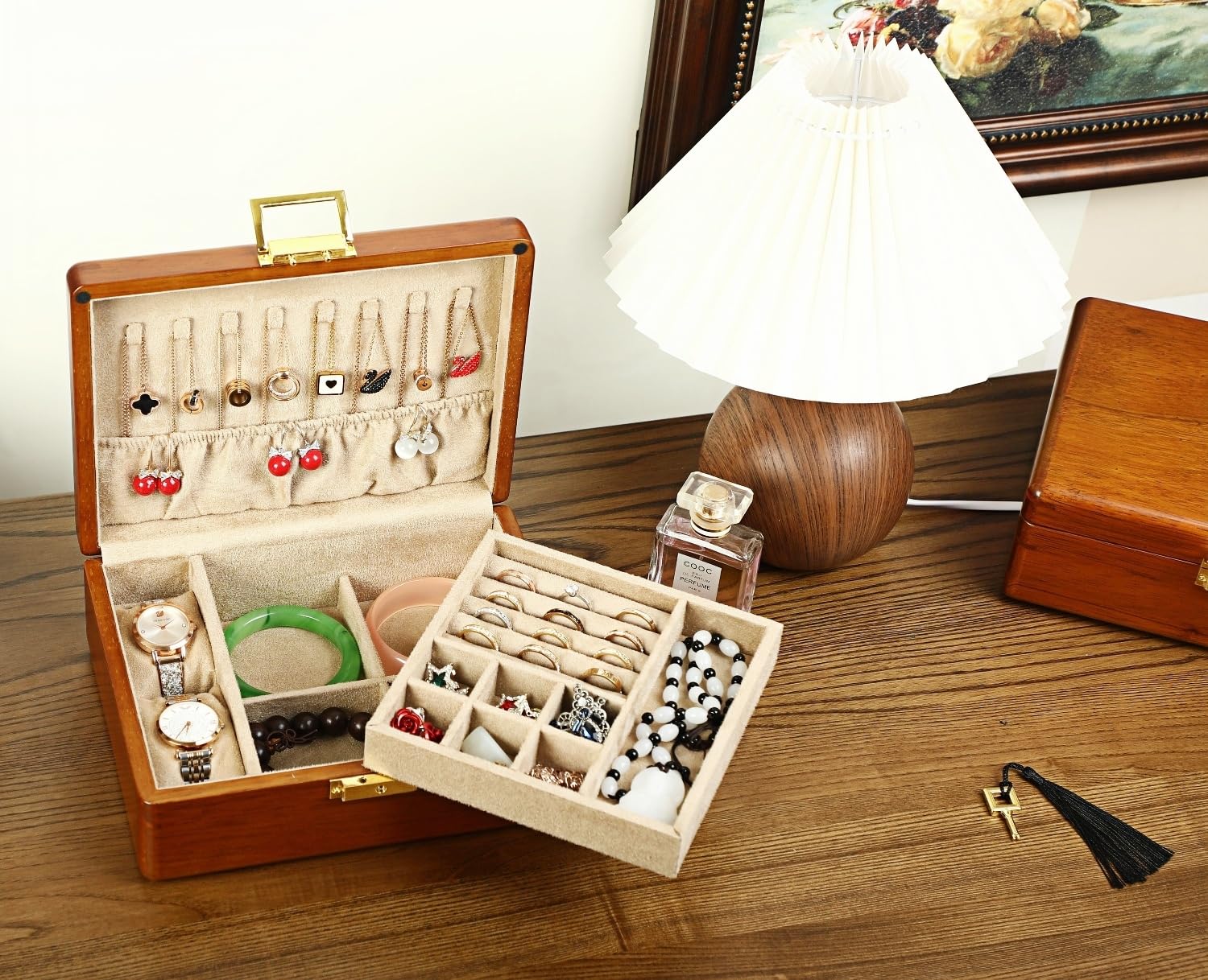Pudełko na biżuterię z zamkiem, 2-poziomowe solidne drewno orzechowe vintage drewniany organizer na biżuterię dla kobiet mężczyzn aksamitna podszewka na kolczyki, pierścionki, naszyjniki,