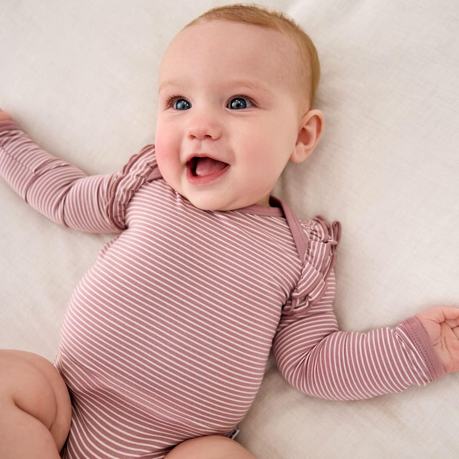 Little Sleepies Flutter Bodysuit, Viscose from Bamboo Long Sleeve Bodysuit for Baby Girl, Outfit Baby Clothes