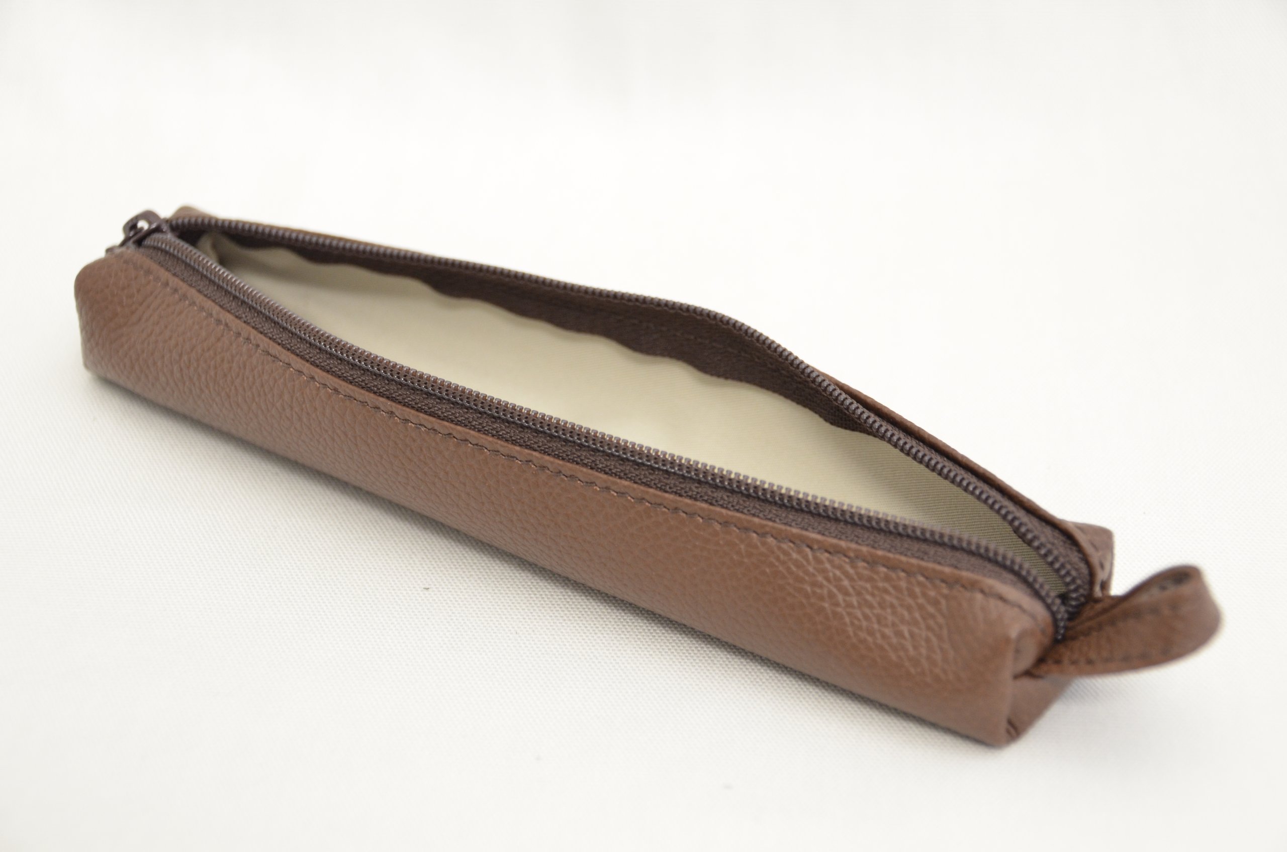 Amazon.co.jp: 本革ペンケース（筆箱・筆入れ） SS ベビーピンク