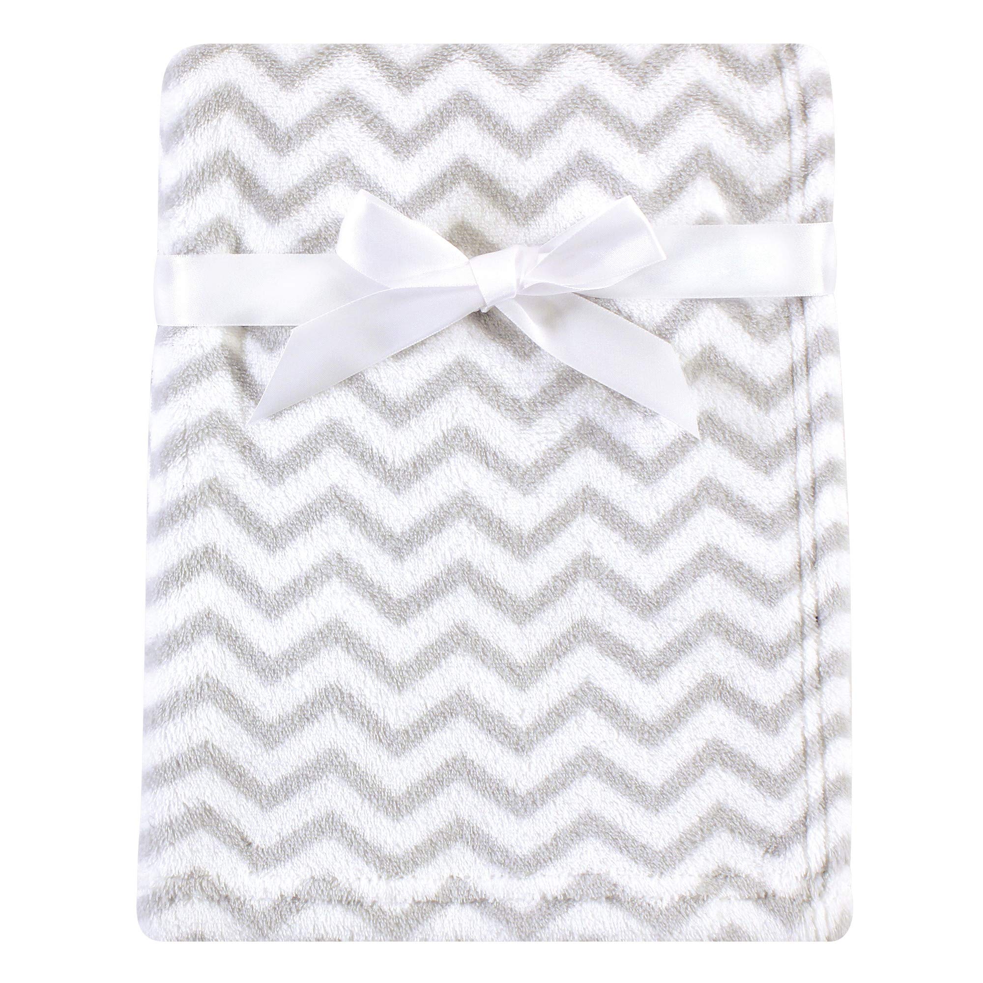 Luvable Friends Unisex Baby Coral Fleece Blanket, Gray Chevron, One Size