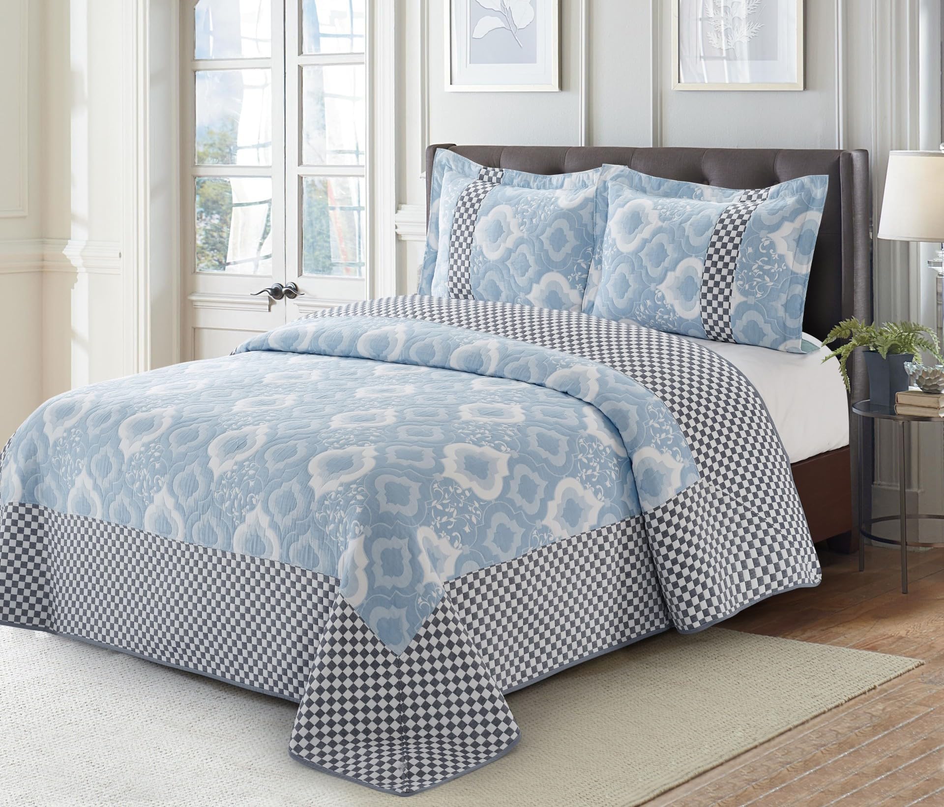 Photo 1 of **SEE NOTES** Quilt Bedspread with 2 Shams, Queen Soft Grey and White, Patchwork Pattern Jacquard Damask Lightweight Bedding All Season Soft Luxury Bedding, Reversible