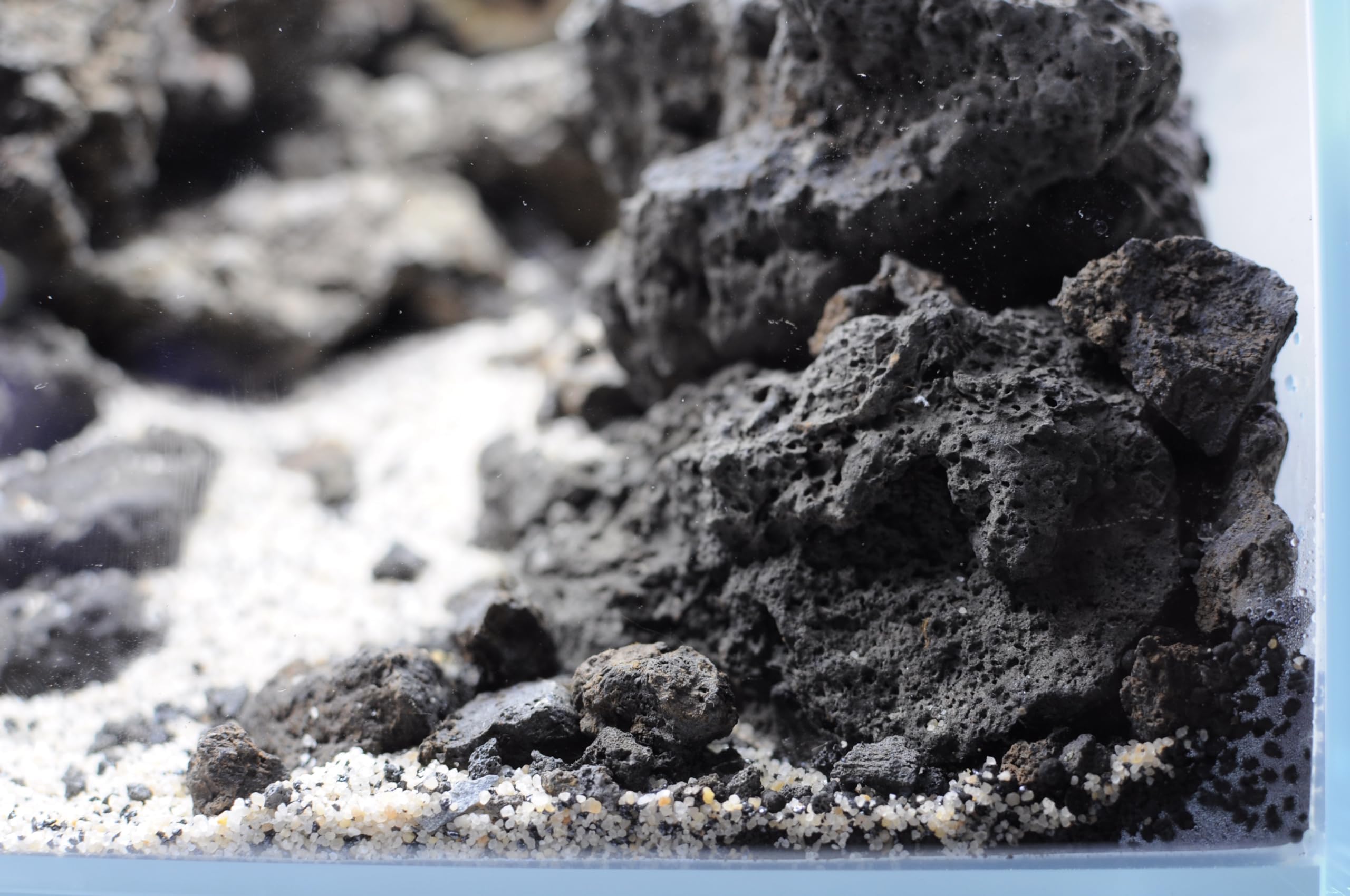 Amtra Ivory Quartz - Natural bottom for freshwater or marine aquariums, non-toxic, fine 0,8-1,2 MM /2 KG