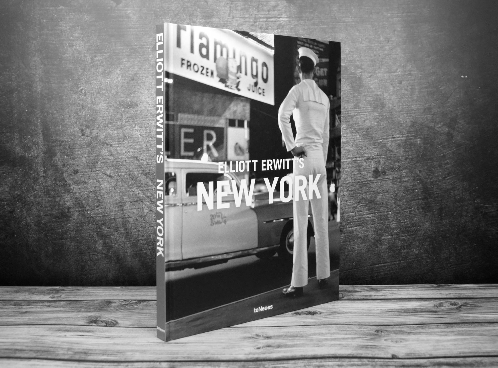 Elliott Erwitt' New York: Revised Edition