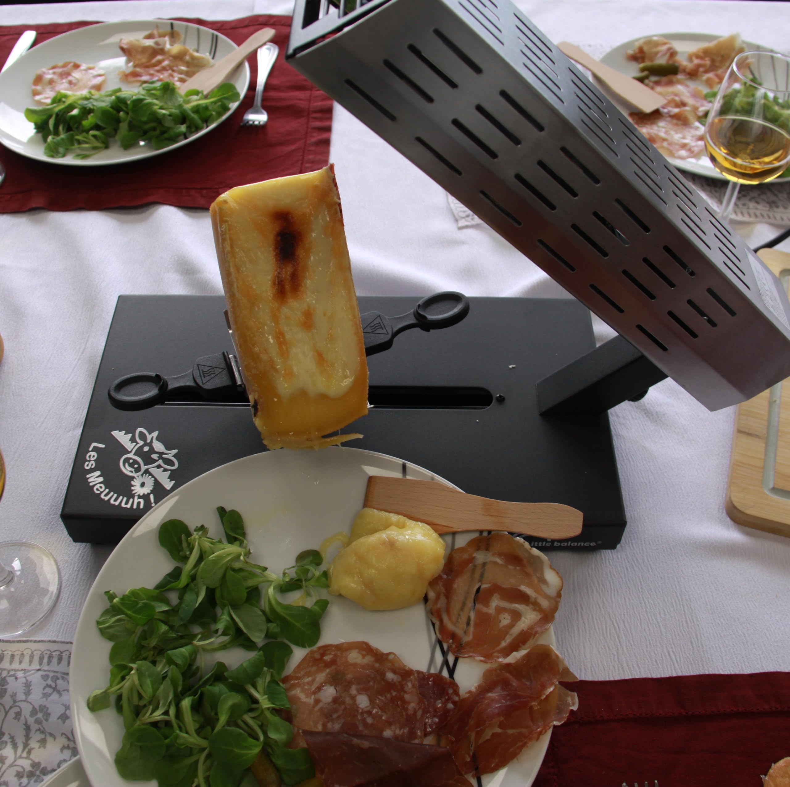 LITTLE BALANCE 8761 Savoyarde 1/4 muela Meuuuh…!, Rasqueta tradicional cuarto de muela, 4 personas, Portaqueso deslizante, Sin PFAS, antiadherente, 600 W, acero inoxidable/negro