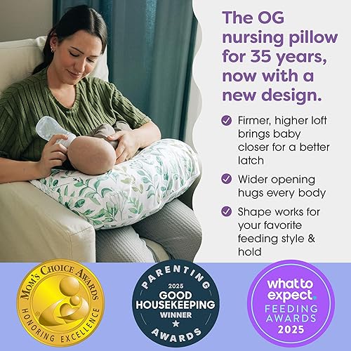 Miniatura 3 de Boppy Almohada de lactancia  Botella ergonómica y almohada de lactancia materna con cojín alto, firme y grande, repelente al agua con funda lavable