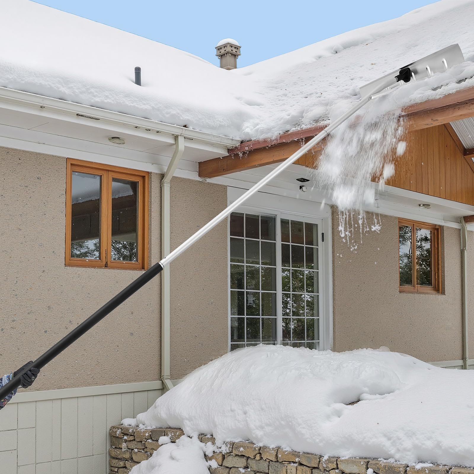 VEVOR Schnee Dachrechen, 66 cm Alu-Klinge, 142–606 cm Verstellbarer Schneeschieber mit Rädern, Schneeräumwerkzeug mit rutschfestem Griff, Hausdachrechen zum Entfernen von Laub & Schnee