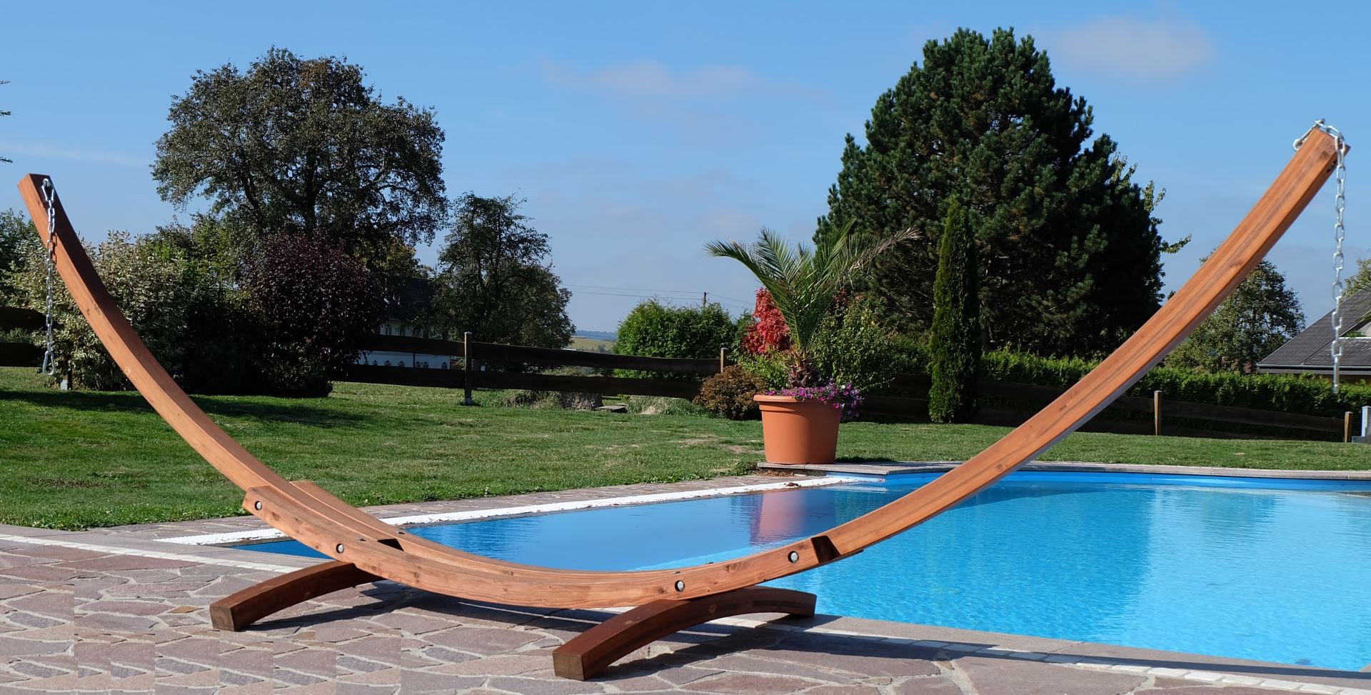 ALEOS. AS-S 410cm XXL Luxus Hängemattengestell Limited Edition Gestell aus Holz Lärche ohne Hängematte Edelstahl Ketten Karabiner und Schrauben