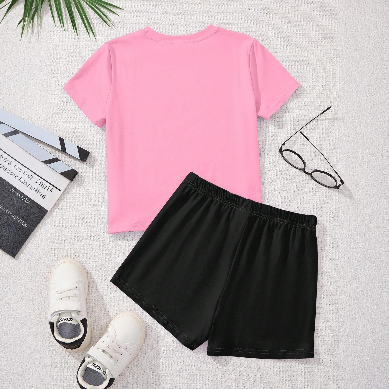 Kpop Kostüm Bekleidungssets Für Unisex Kinder 2-Teiliges Sport T-Shirts Und Hosen Kurzarm Kinder Party Outfits Bekleidungssets Zweiteiler Sommer Trainingsanzug Hip Hop Kleidungsset