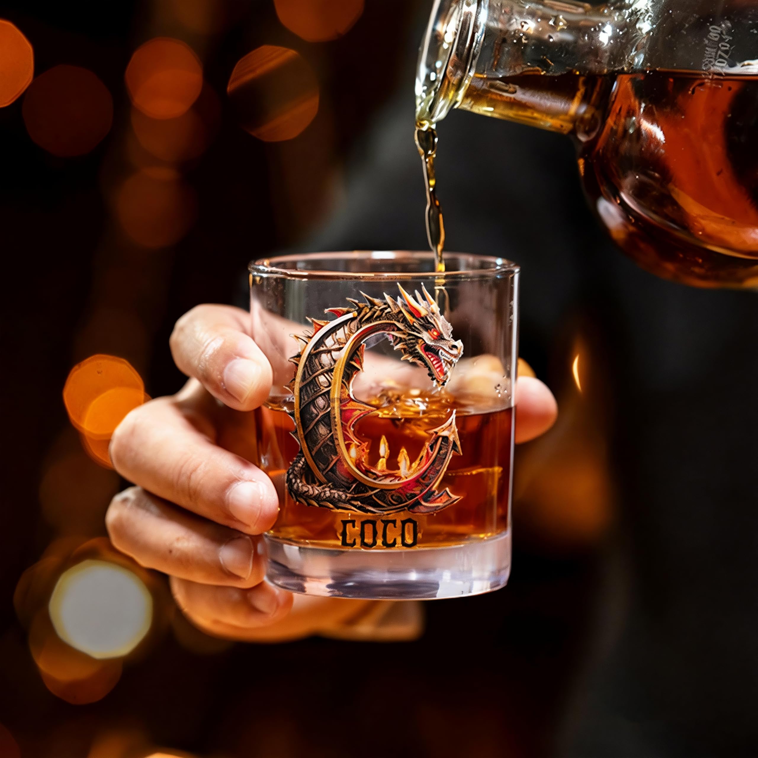 Whiskyglas mit Namen, Drache, 284 ml, Initialen, Whiskey, altmodisches Glas, Geburtstag, Vatertag, Jahrestag, Hochzeit, Party, Geschenk für Männer, Ihn, Vater, Opa, Ehemann