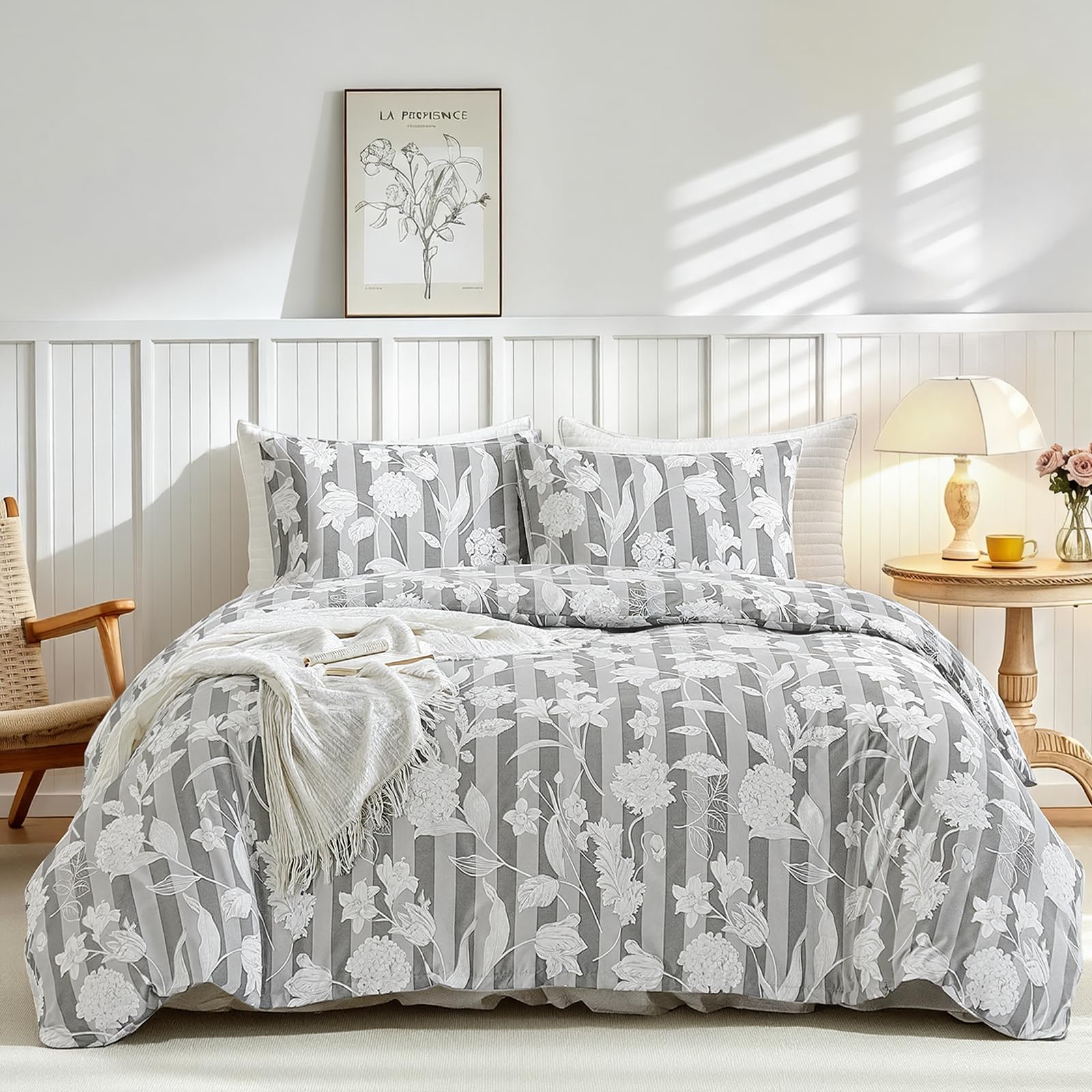 Lekesky Striped Duvet Cover Queen Size 3-piece, Grey Hydrangea