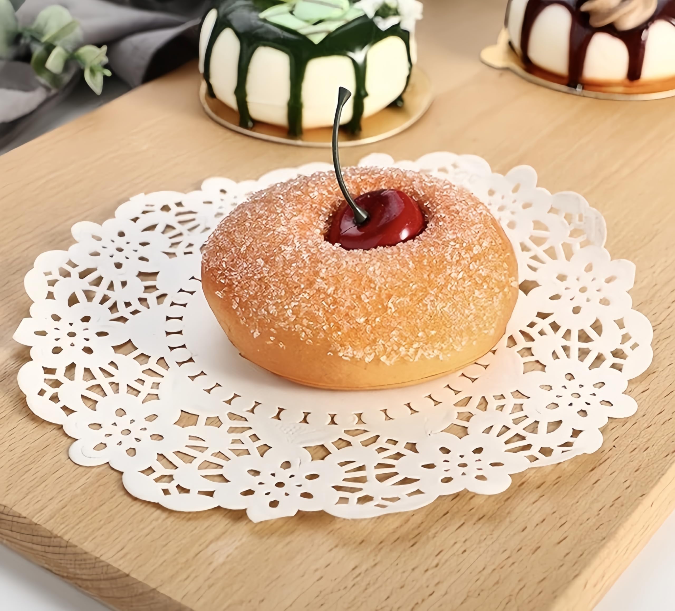 LJY 100 Pieces White Lace Rectangle Paper Doilies Cake Packaging Pads