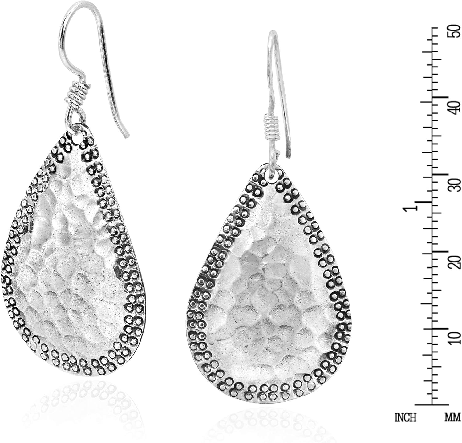 AeraVida Vintage Elegant Handcrafted and Hammered Teardrops .925 Sterling Silver Dangle Earrings