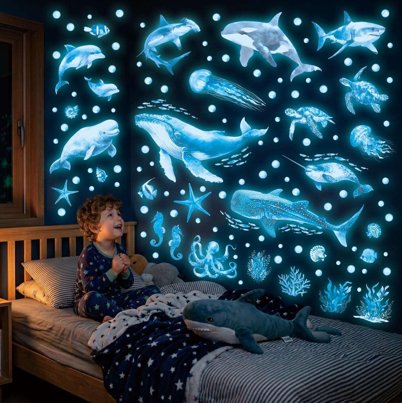 DECOWALL Glow in the Dark Ocean Animals Wall Stickers Decals (GDS4-7003)