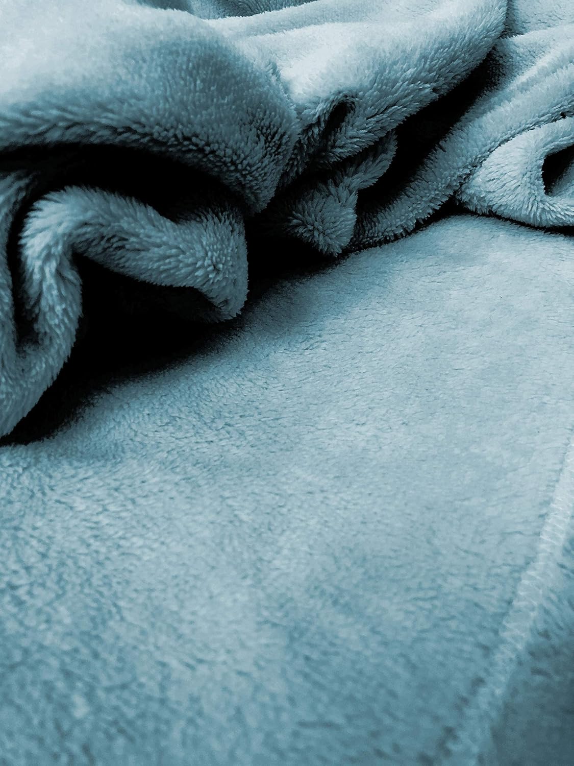 U.S. Polo Assn. Oversized Lightweight Throw Blanket for Bed/Sofa - Soft Fleece Couch Blankets and Throws - Cozy Decorative Bedding - 50"x70"/Ocean