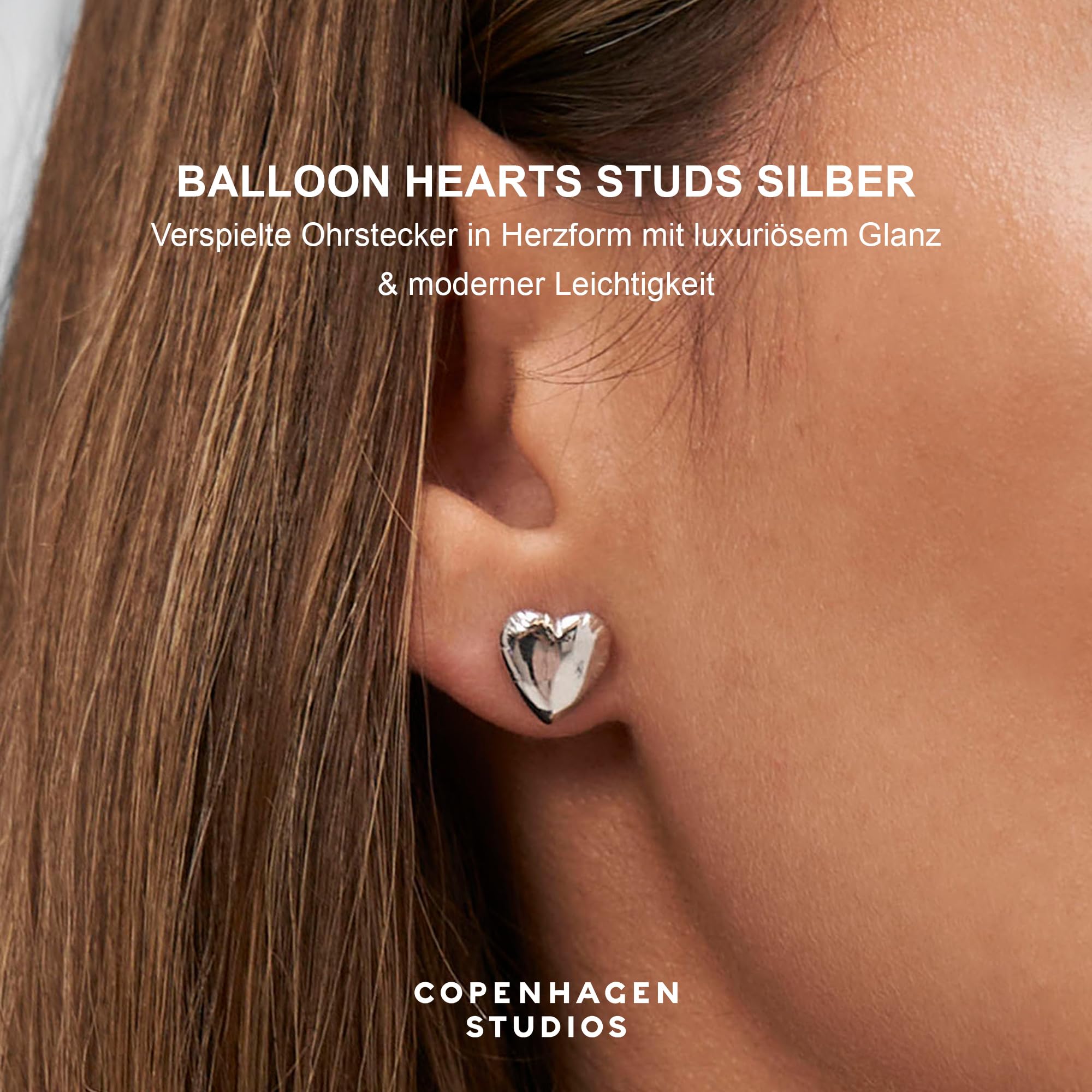 COPENHAGEN STUDIOS Ohrringe Balloon Hearts - romantische Ohrstecker für Damen in Herzform aus poliertem Edelstahl - wasserfest & hautfreundlich