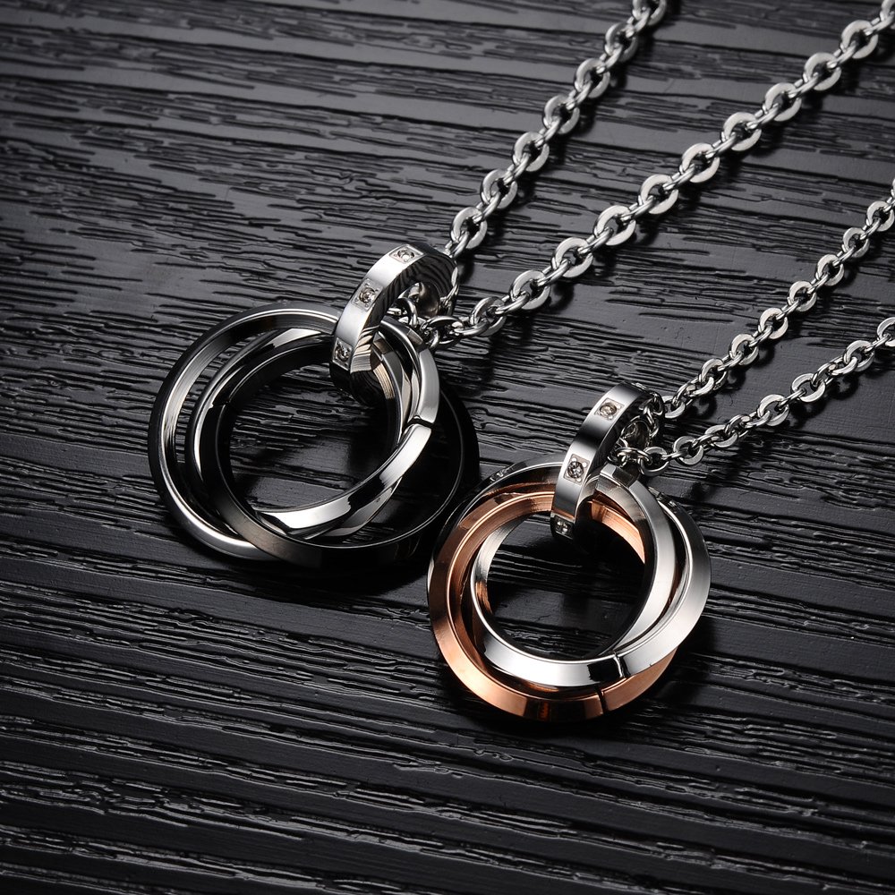 Kim Johanson Edelstahl Pärchen Schmuckset Armbänder & Ketten "Engagement" für verliebte Roségold & Schwarz mit Cubic Zirkonia inkl. Schmuckbeutel