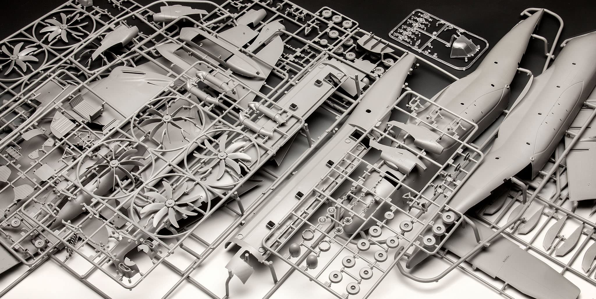 ドイツレベル 1/72 エアバス A400M ルフトヴァッフェ プラモデル 03929 dwos6rj Amazon | ドイツレベル 1/72 エアバス A400M ルフトヴァッフェ