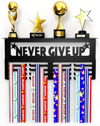 AGATHOS HOME Percha de medallas con estante para trofeos, estante de premios de metal para paredes con capacidad para más de 64 medallas deportivas, disponible en Yaxa Colombia