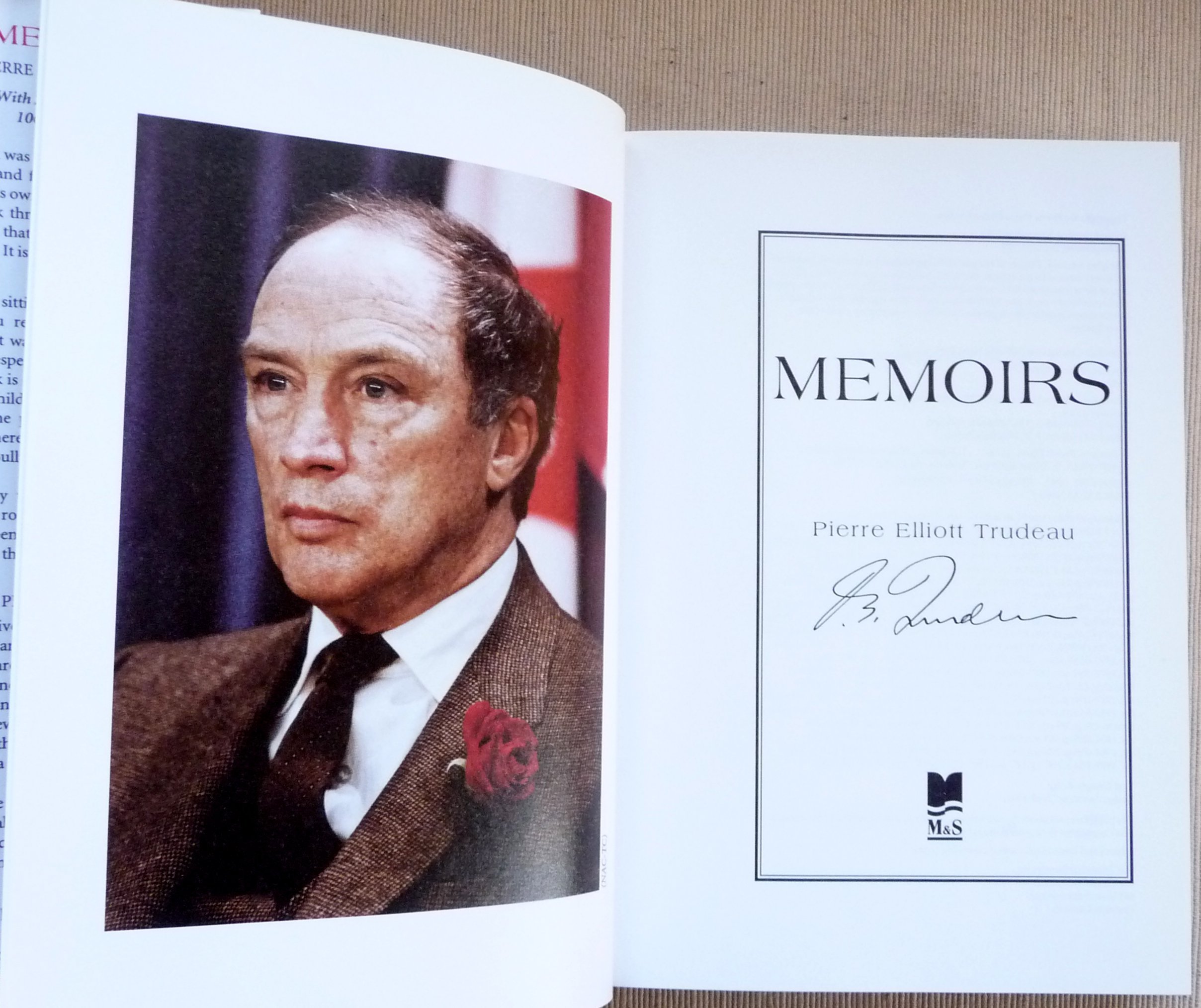Memoirs [Hardcover] Pierre Elliott Trudeau and Thomas S. Axworthy - PT03