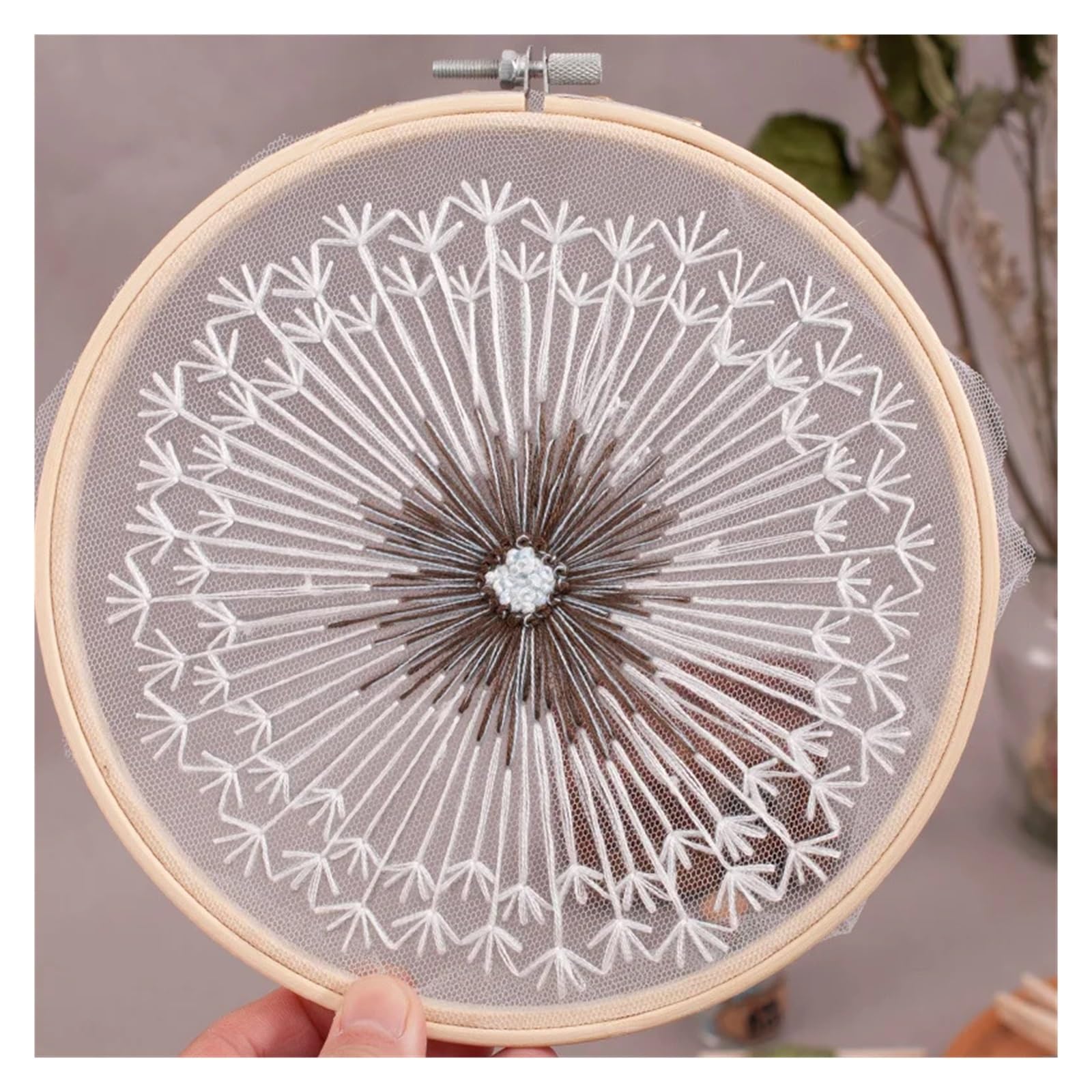 Zestaw do haftowania DIY kwiatowy wzór - 18 x 18 cm i 20 x 20 cm tkanina, wielokolorowe nici dla początkujących, łatwy w użyciu, kompletny zestaw rzemieślniczy do projektów domowych i artystycznych