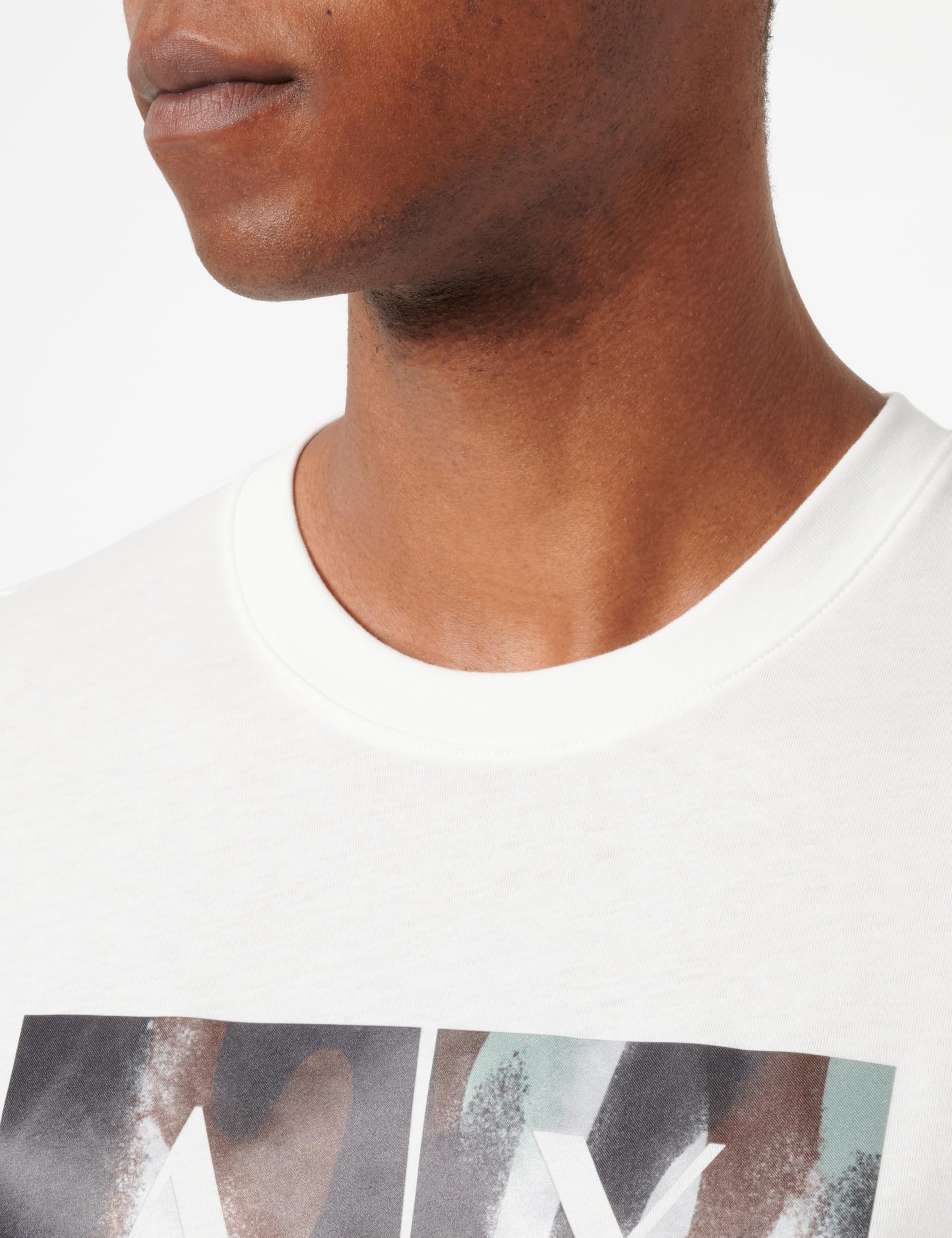 Armani Exchange Męska koszulka Classic Ax Box z logo Camo Background Regular Fit Tee T-Shirt, Off White, XL