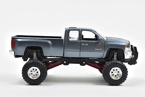 Miniatura 2 de Nuevo Ray Silverado 2500 HD Chevrolet fundido a presión con suspensión 1/32° 54526 Azul, macho