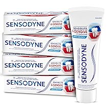 Sensodyne Dentifricio Sensibilità & Gengive, per Denti sensibili e Fastidi Gengivali, Igiene Dentale Quotidiana, Gusto menta, Maxi formato 4x75ml