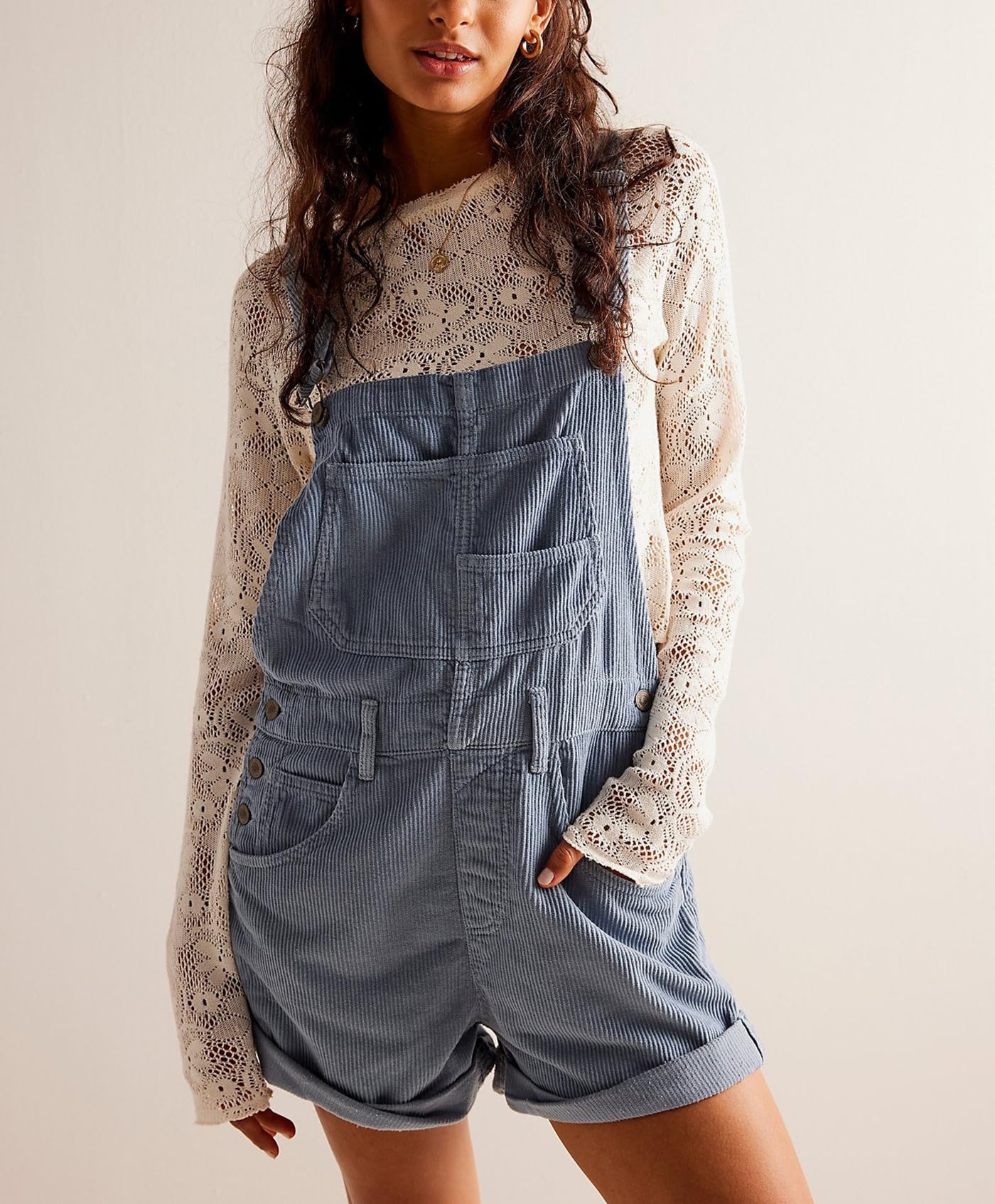 cffdviz Damen Lässige Cord-Overalls Mit Lockerer Passform Mehreren Kurzoverall Mit Umschlagbund Latzhose Kurz Verstellbare Träger