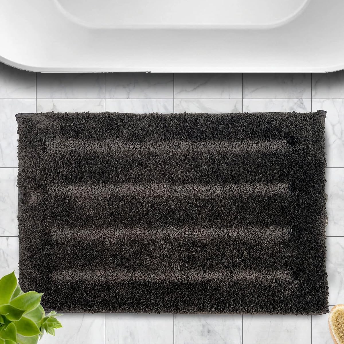 Luxe Home Classic Microfiber Bath Mat Super Absorbent Anti-Skid Striped Door