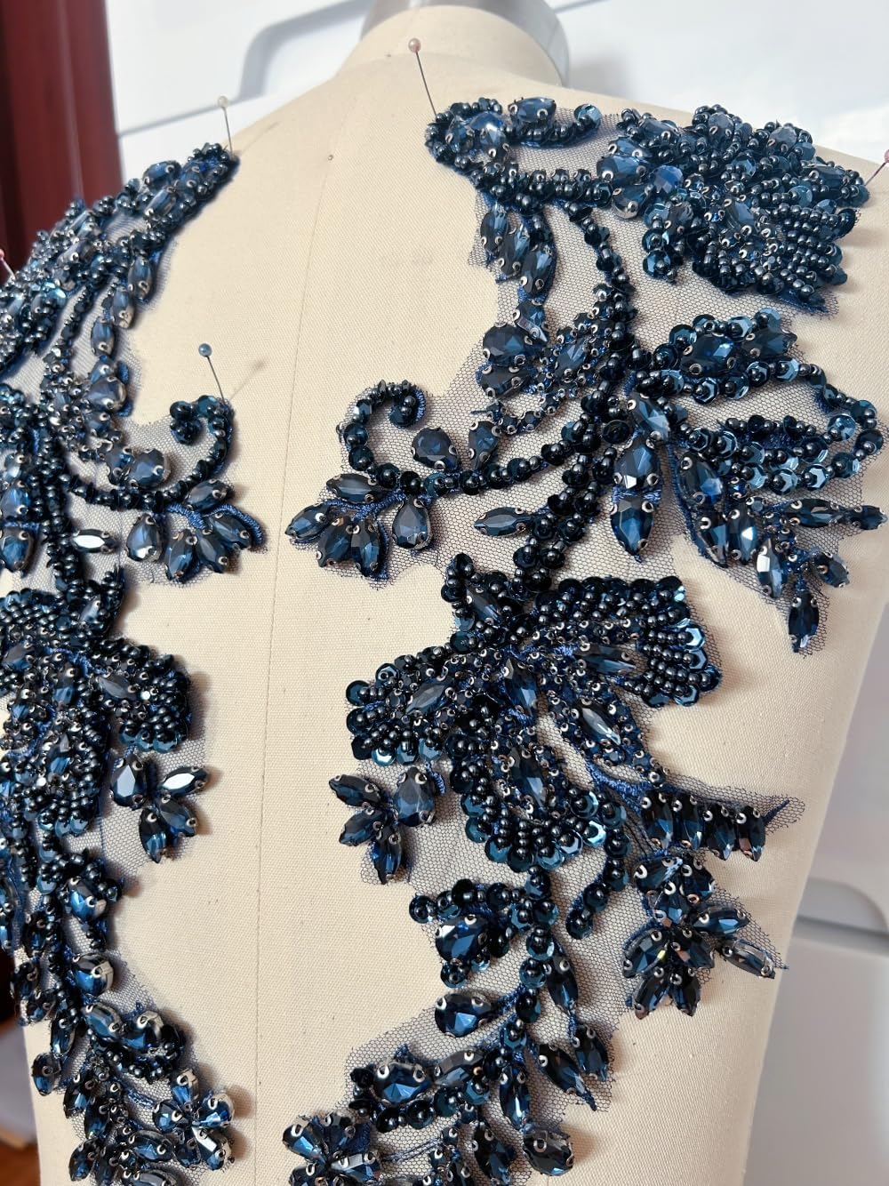 1 Pair/lot Costumes Beaded Appliques and Patches with Crystals Rhinestones Sew on Lace Sewing Accessories for Wedding Prom Evening Crafts DIY Dresses Gowns (Dark Blue)