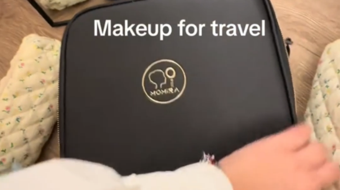 Amazon.com : MOMIRA Makeup Train Case with Light & Mirror Large