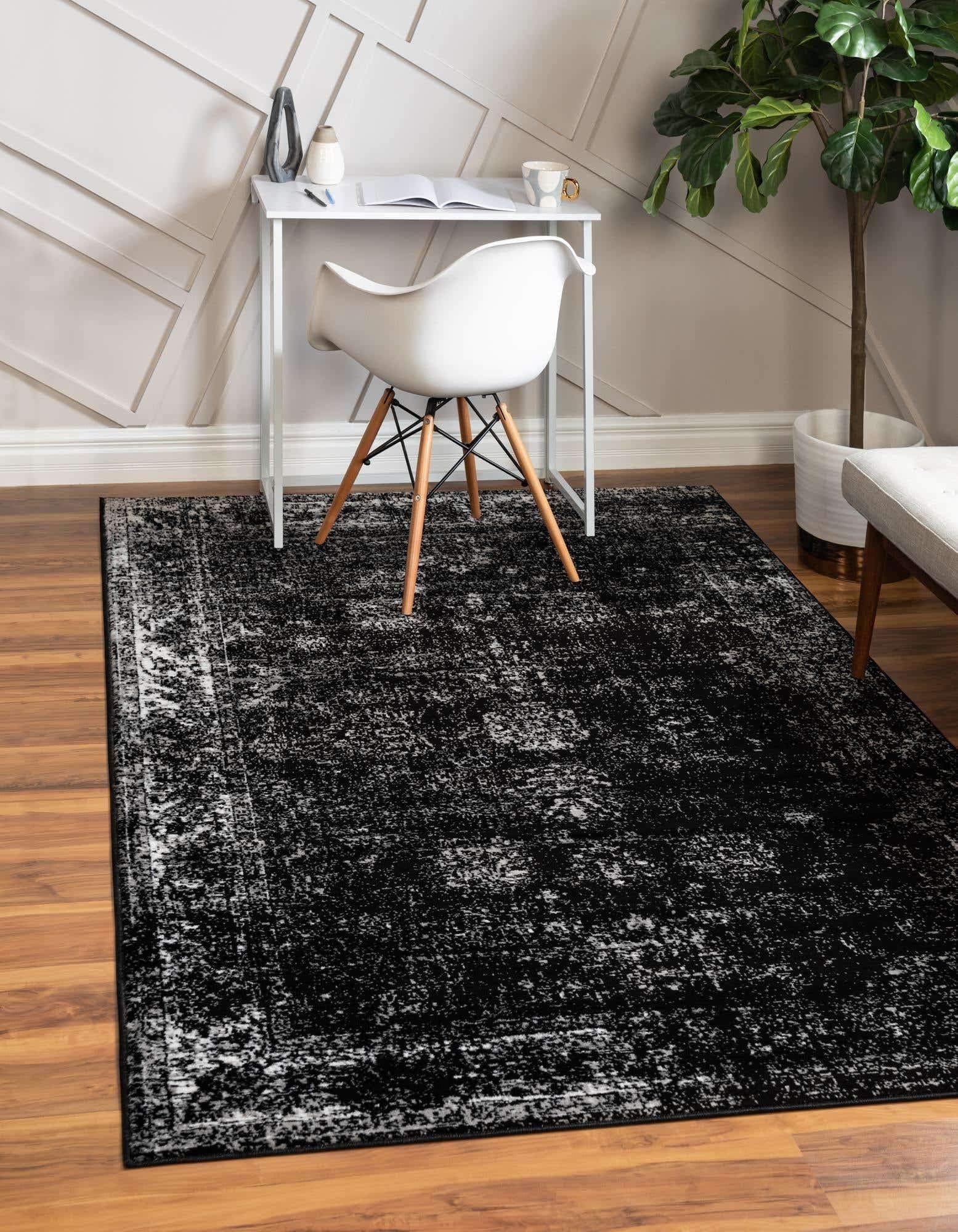 Unique Loom Sofia Collection Area Rug-Traditional Vintage Rug, French Inspired Home Décor (5' 0 x 8' 0 Rectangular, Black/Ivory)