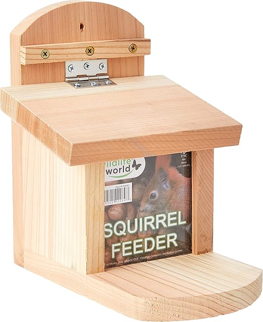 Wildlife World Wooden Squirrel Feeder and Feeding Box with Lift-Up Lid for the Garden