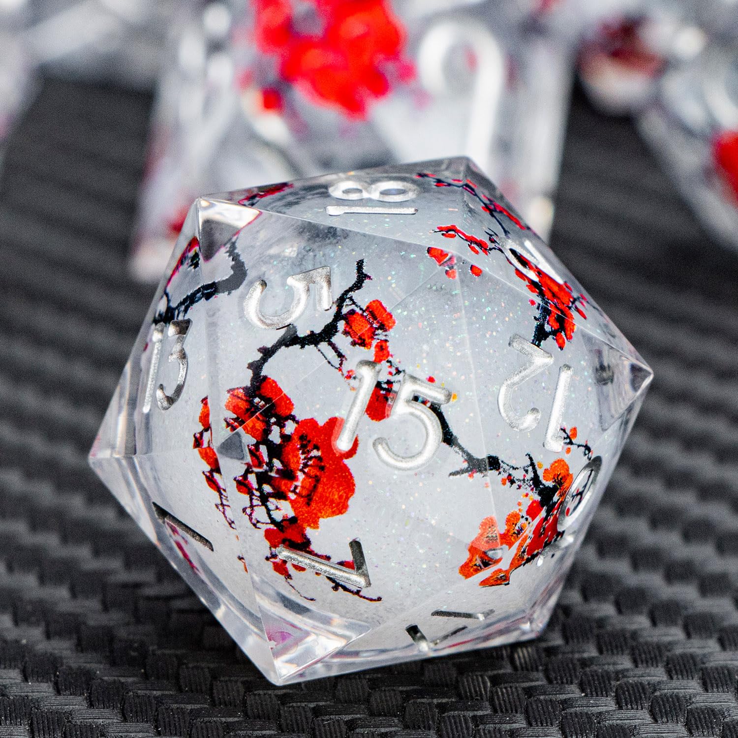 ARUOHHA DND Resin Dice Plum Blossom Liquid Core White Sharp Edge Polyhedral Dice Set with Gift Box, Compatible with Dungeons Dragons Role Playing Game D and D Dice Set D20 D12 D10 D6