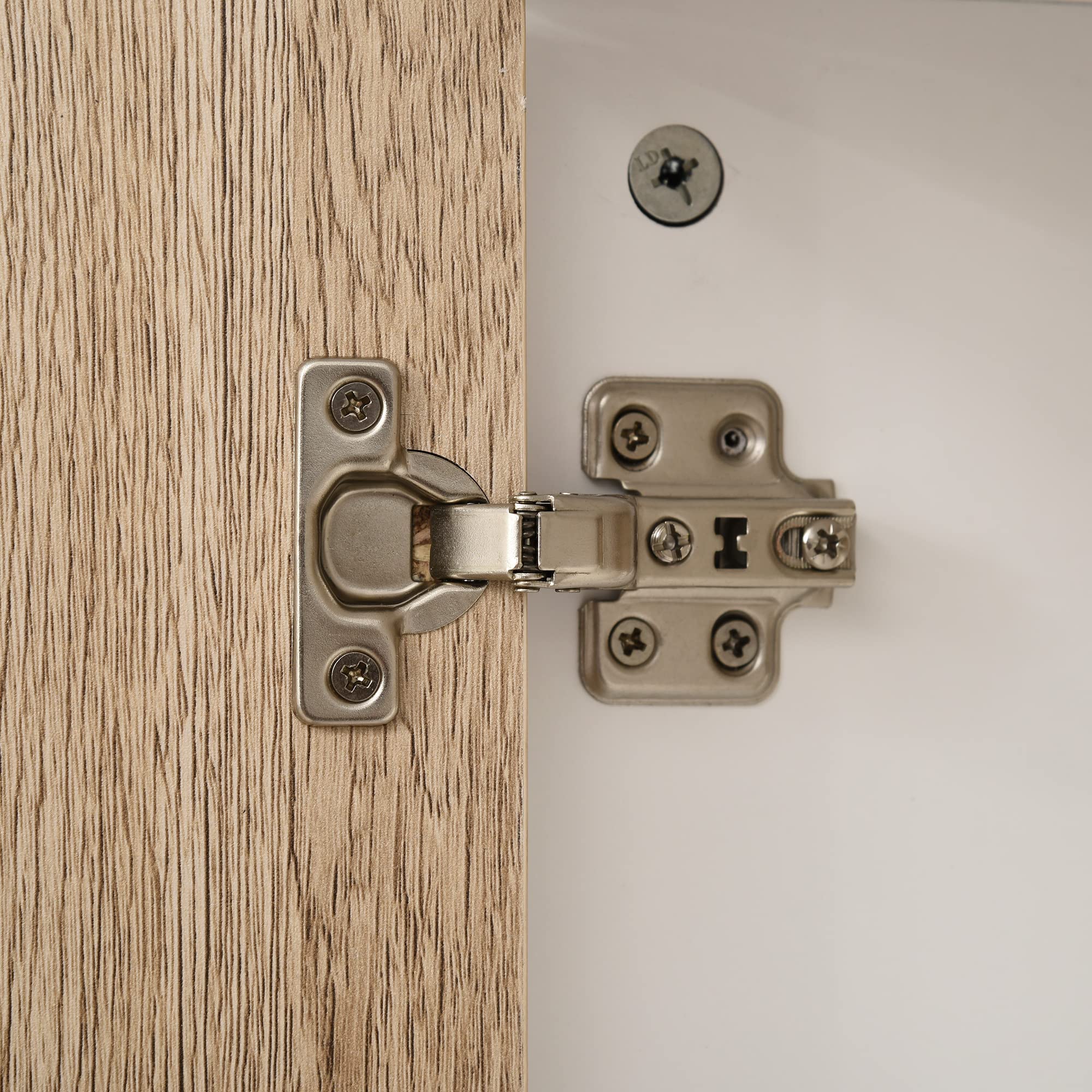 kleankin Armario Alto de Baño con 2 Puertas 31,5x30x169 cm Blanco y Roble | Columna Auxiliar de Baño, 6 Estantes, para Ducha Aseo Dormitorio, Estilo Moderno