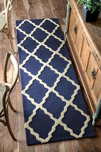 Miniatura 4 de Tapete hecho a mano de estilo moderno con estampado en forma de celosía, colección Marrakech, de nuLOOM, Lana, Azul marino