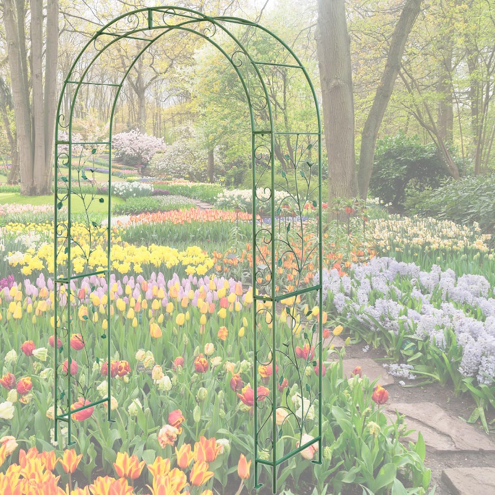Tonnelle traditionnelle en treillis pour plantes grimpantes et roses