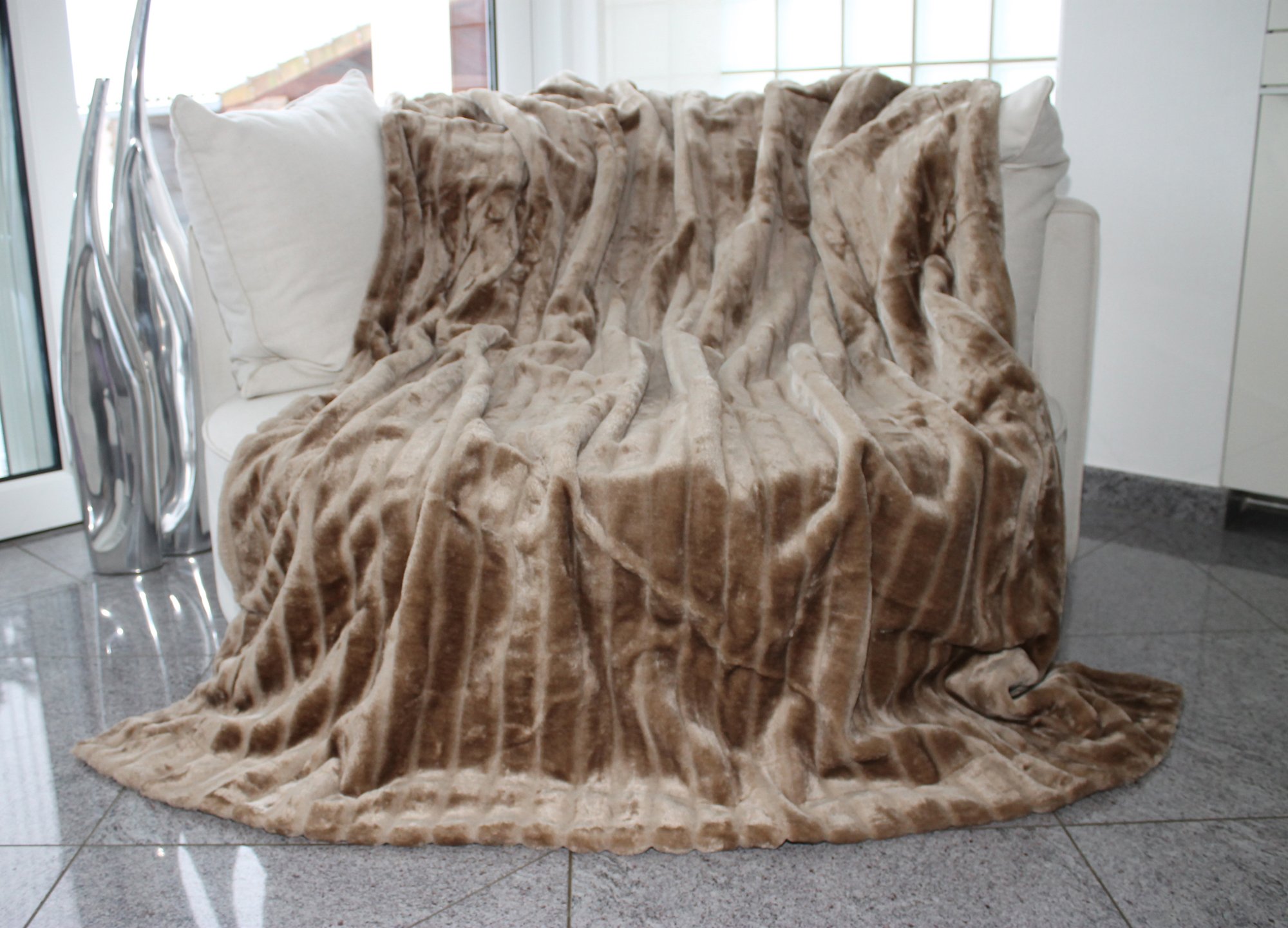 Brandsseller Supersoft knuffeldeken woondeken met sterren - 2 kleuren