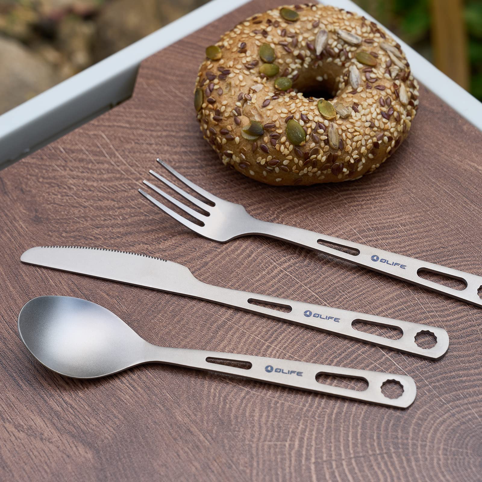 OLIFE Couverts de Camping Portables, Couverts en Titane Ultralégère et Durable (Couteau Spork et Cuillère) avec Crochet,Lave-vaisselle, pour Camping Voyage Pique-Nique Randonnée la maison OLIFE Couverts de Camping Portables, Couverts en Titane Ultralégère et Durable (Couteau Spork et Cuillère) avec Crochet,Lave-vaisselle, pour Camping Voyage Pique-Nique Randonnée la maison
