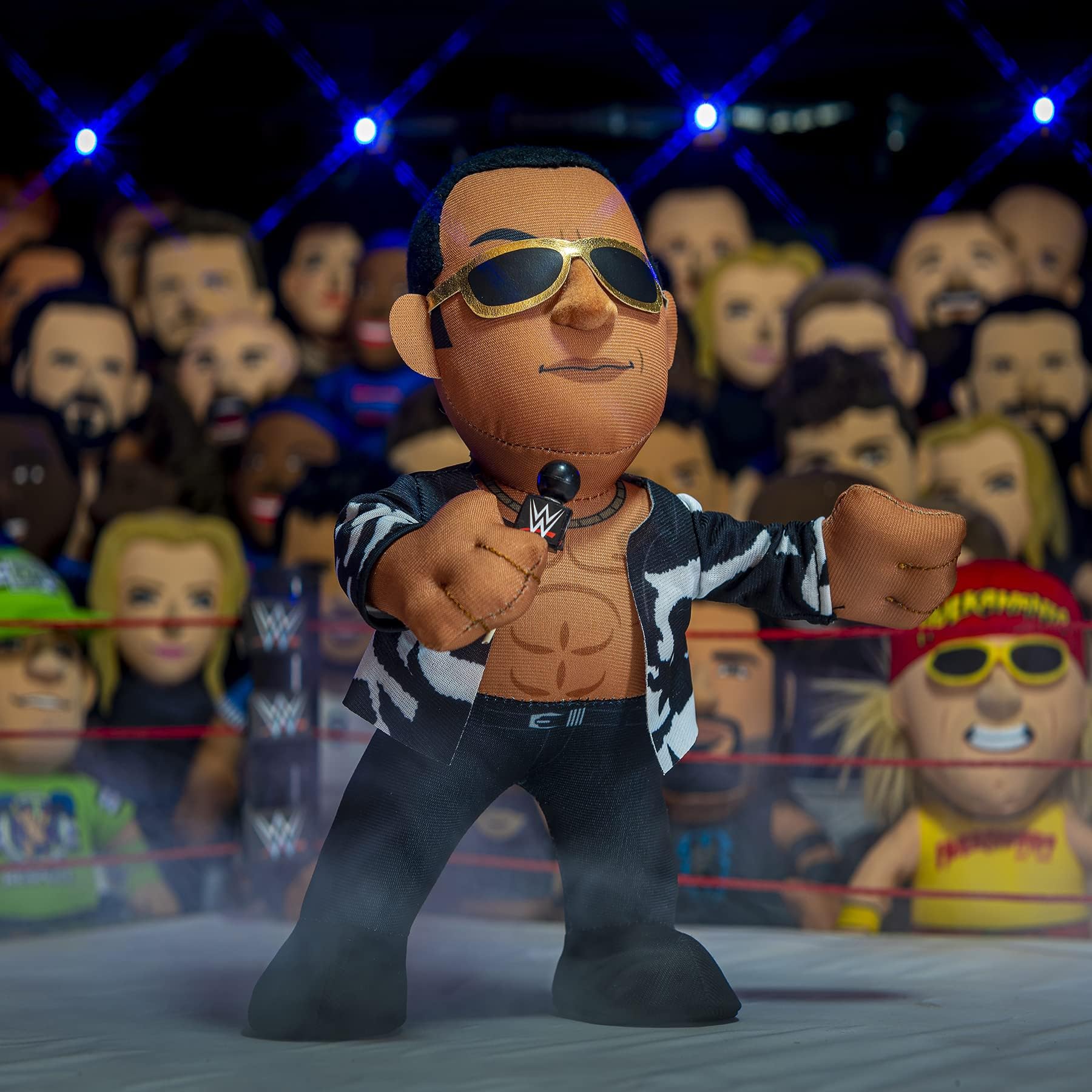 Amazon.com: WWE Old School The Rock 10