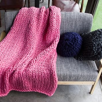 Chunky Knit Blanket Chenille Throw 47x59in, Tight Braided Thick Cable Knit Throw for Sofa Or Bed, Hand Made Chenille Weighted Blanket, Knitted Blanket for Bed