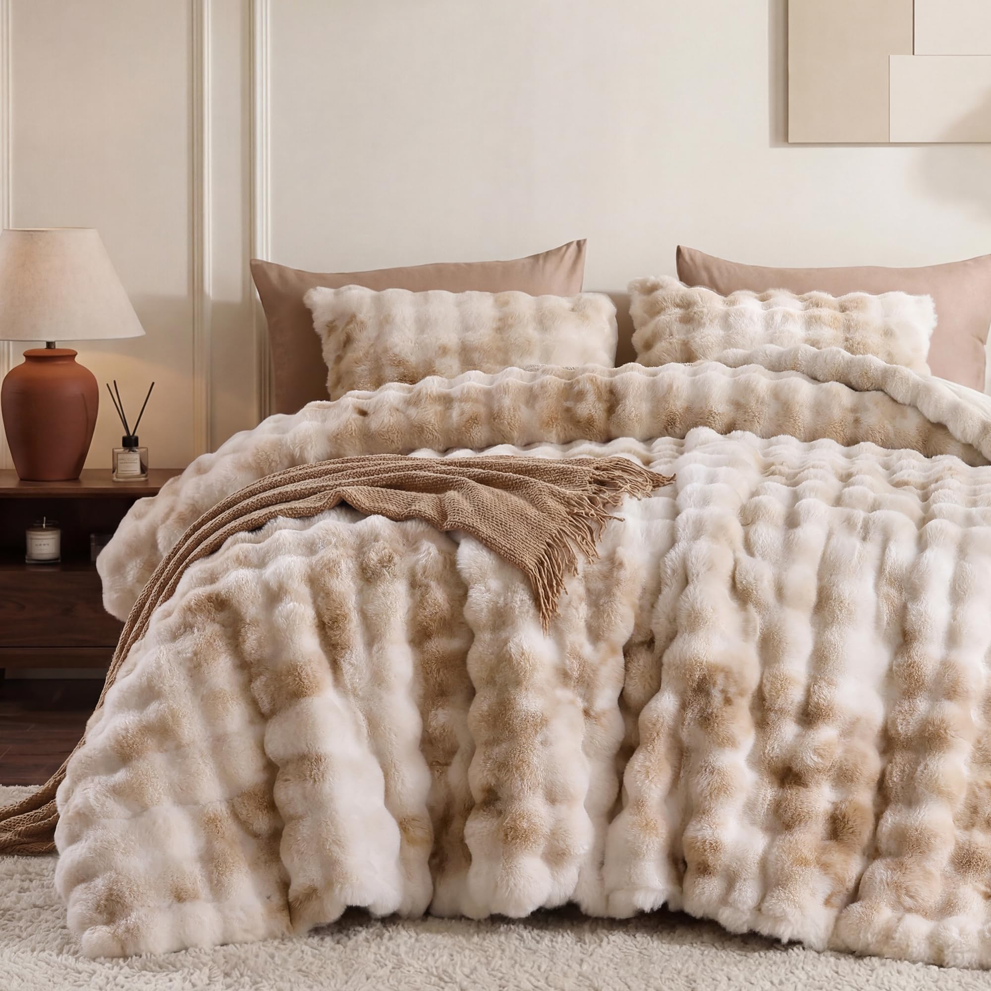 Photo 1 of Smoofy Fluffy Faux Fur Bubble Comforter California King - Tie Dye Beige